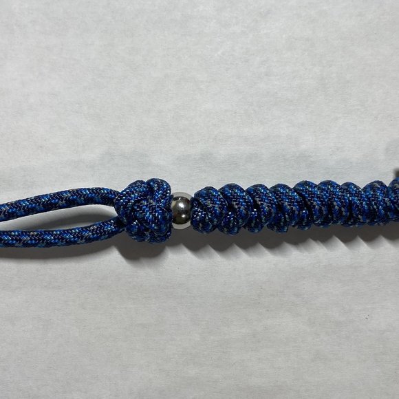 Paracord Keychain - Picture 2 of 5